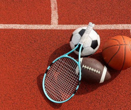 Les chaussures influencent directement les performances sportives. En effet, elles soutiennent le corps à chaque pas. Ainsi, elles réduisent