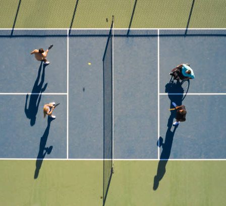 L'entraînement après une blessure peut être un défi majeur pour tout joueur de tennis. Cela demande une approche réfléchie