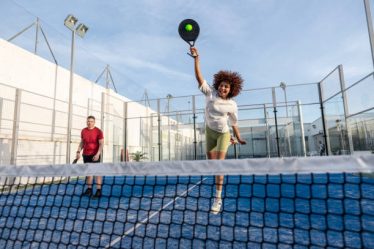 Normes construction court de pickleball