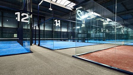 Construction court de padel